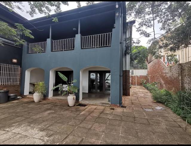 1 BEDROOM PROPERTY TO RENT IN GLENWOOD